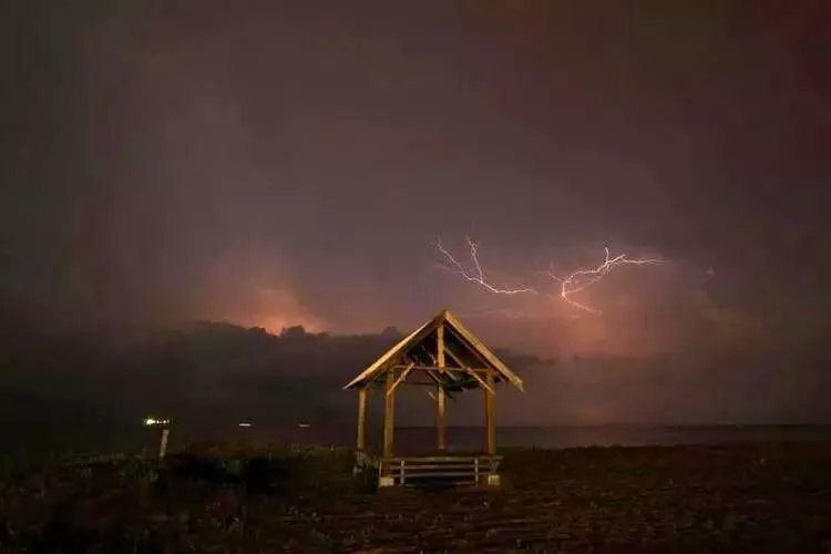 Safety Precautions for Gazebos in Lightning Storms